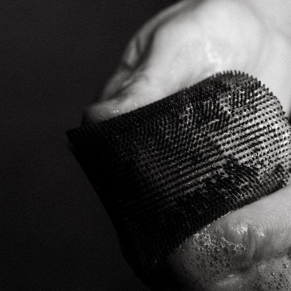 TEST scrubber bristles with body wash